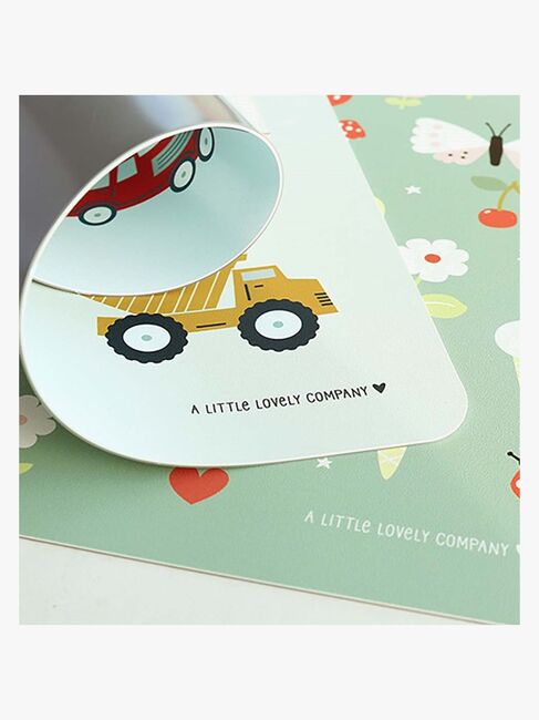 A Little Lovely Company Dækkeserviet, Køretøjer