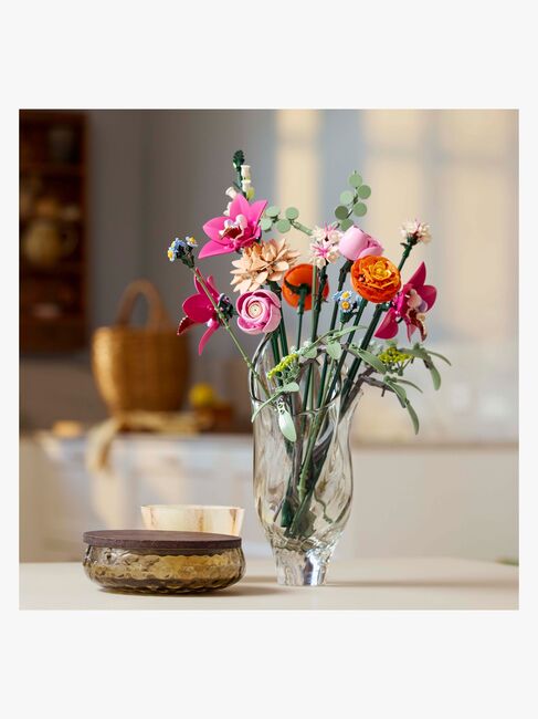 LEGO Botanicals 10342 Smuk pink blomsterbuket