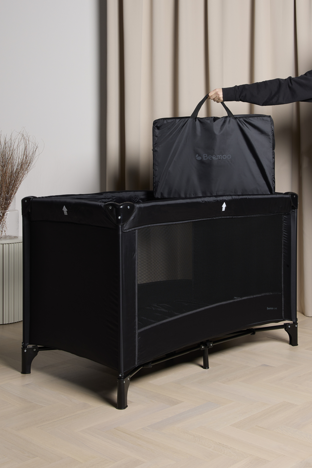 Beemoo CARE Weekendseng inkl. Madras, Black