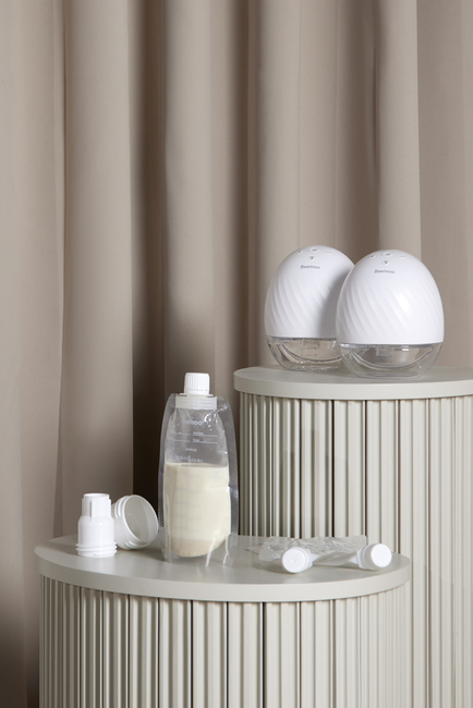 Beemoo CARE Wearable Elektrisk Brystpumpe Dobbelt inkl. Modermælksposer 180 ml 30-pak