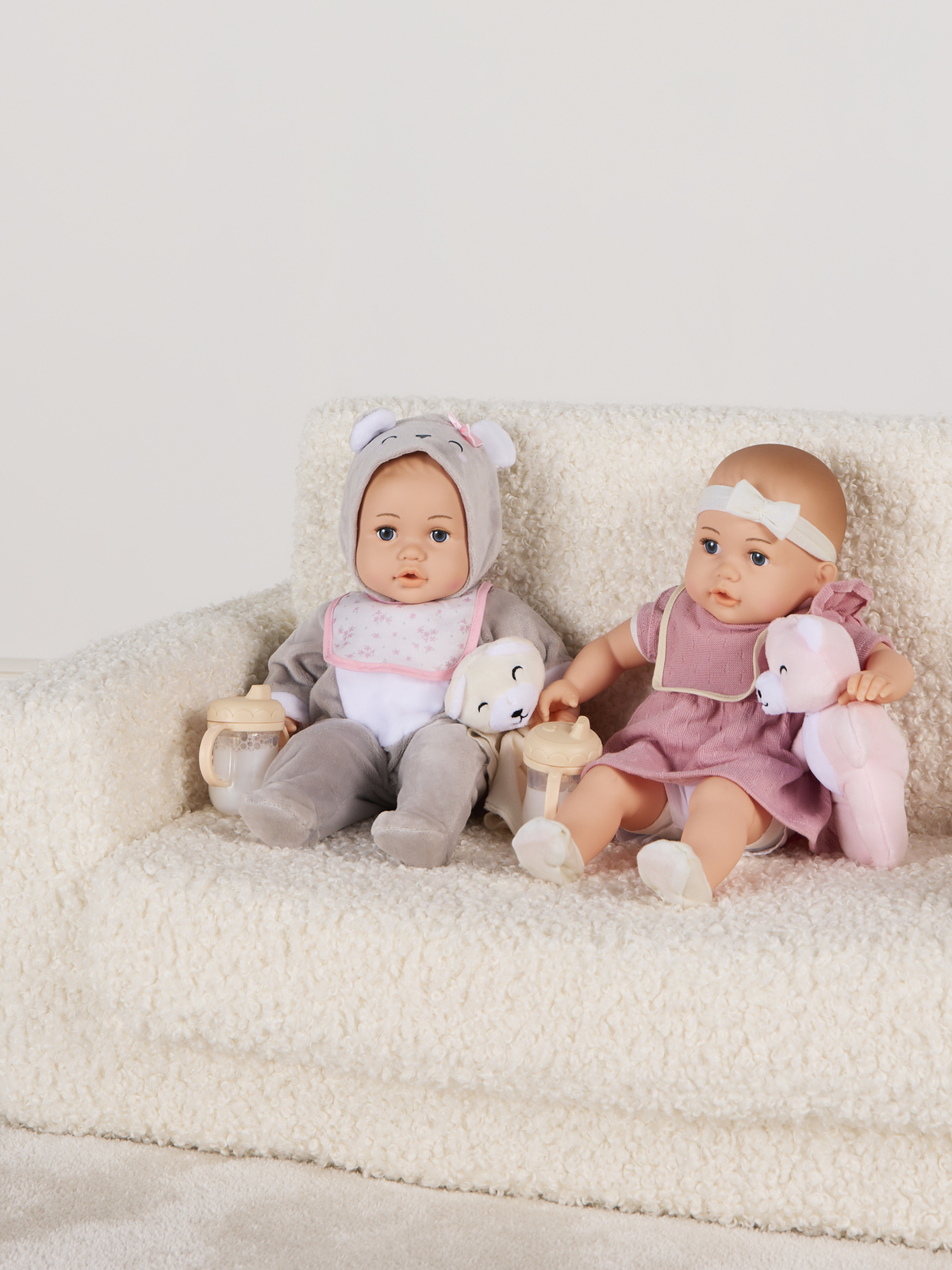 Cloudberry Castle Gavesæt Dukke Twins Deluxe 35 cm, Lyserød/Hvid