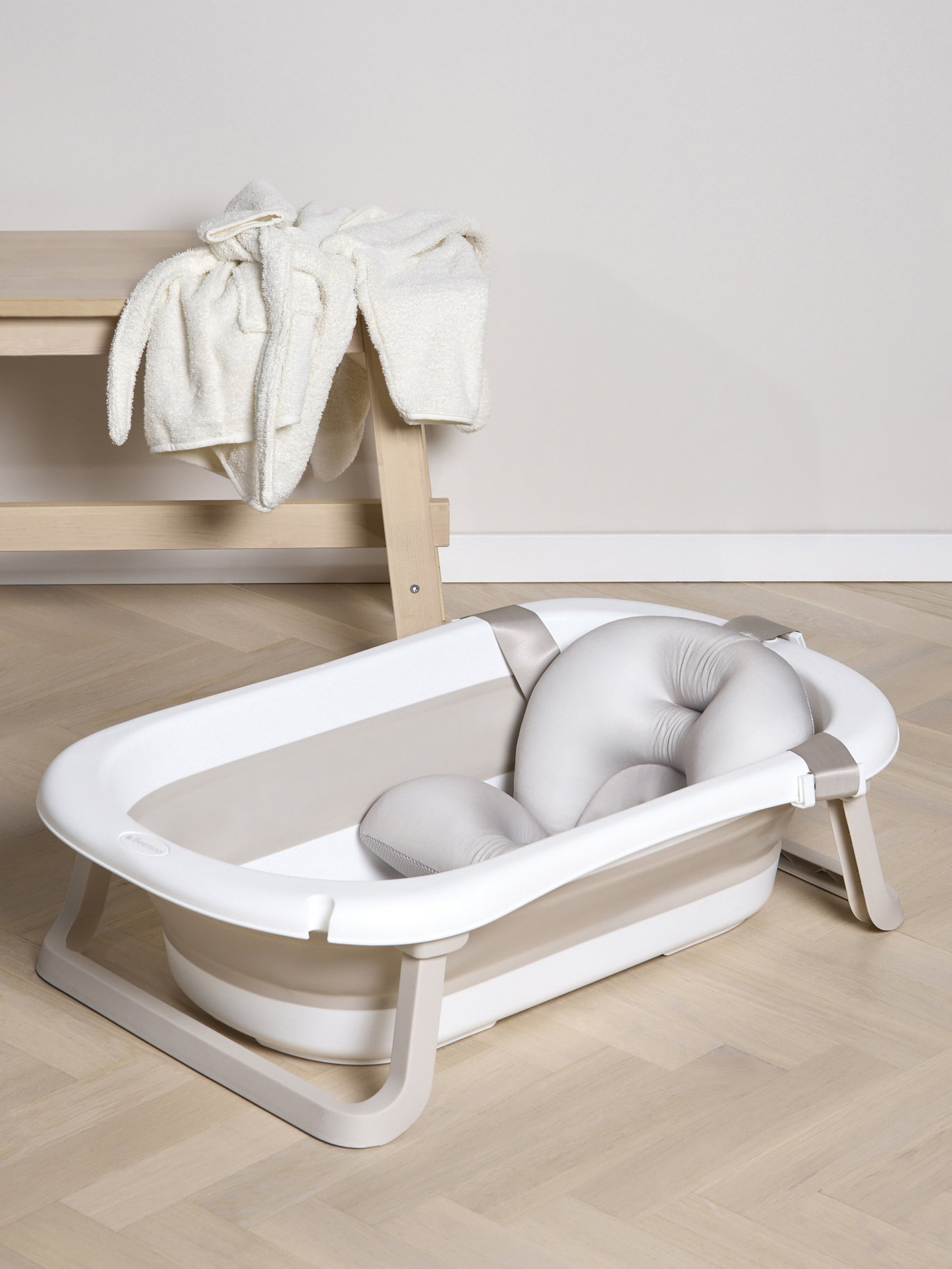 Beemoo CARE Assist Badekar inkl. Badestøtte, Beige