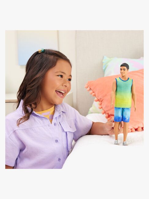 Barbie Fashionistas Dukke Ken i Denimshorts