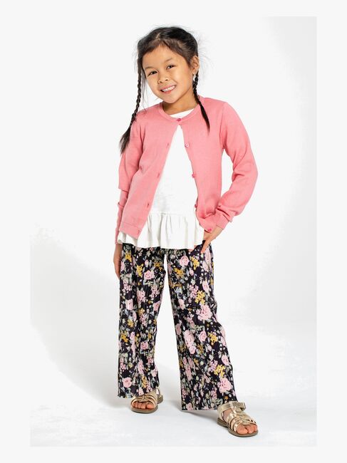 Luca & Lola Enrica Bukser, Flowers