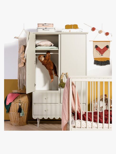 Wood Luck Babushka Garderobeskab, Olive