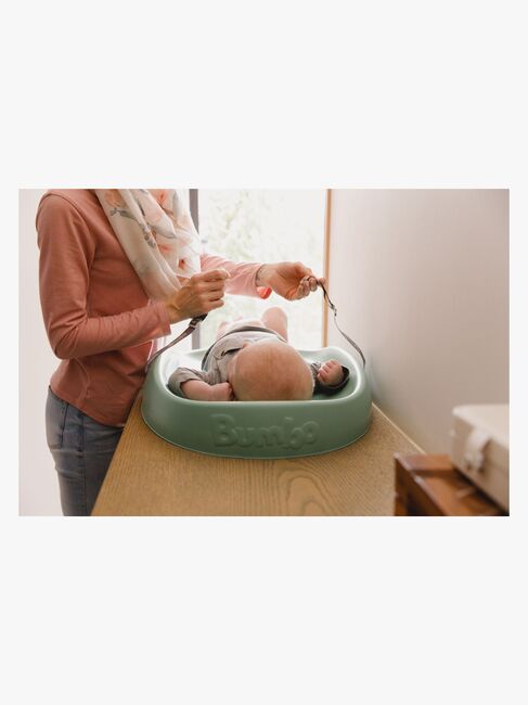 Bumbo Puslepude, Hemlock Green