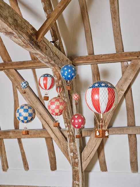 Authentic Models Travels Light Luftballon Ternet Mønster, Blå