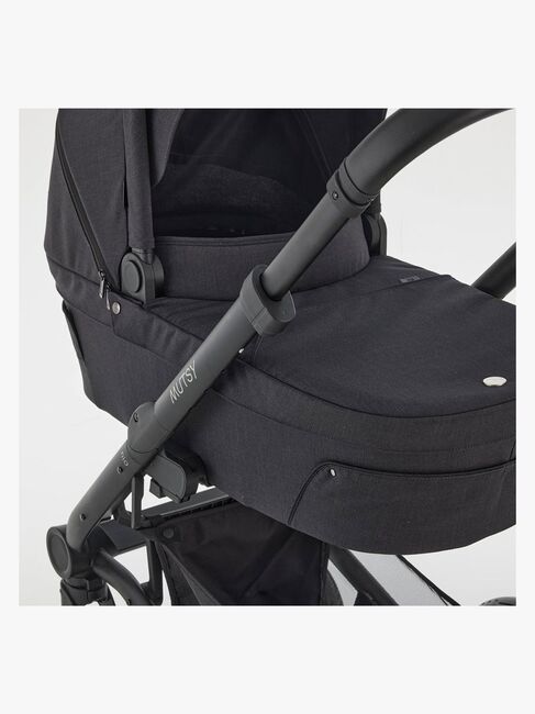 Mutsy Nio Duovogn, North Black