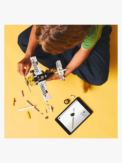 LEGO Technic 42198 Bush-fly