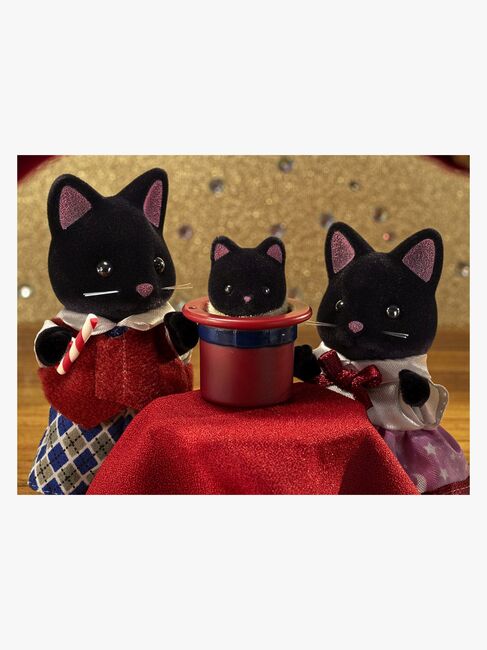 Sylvanian Families Figursæt Familien Midnatskat