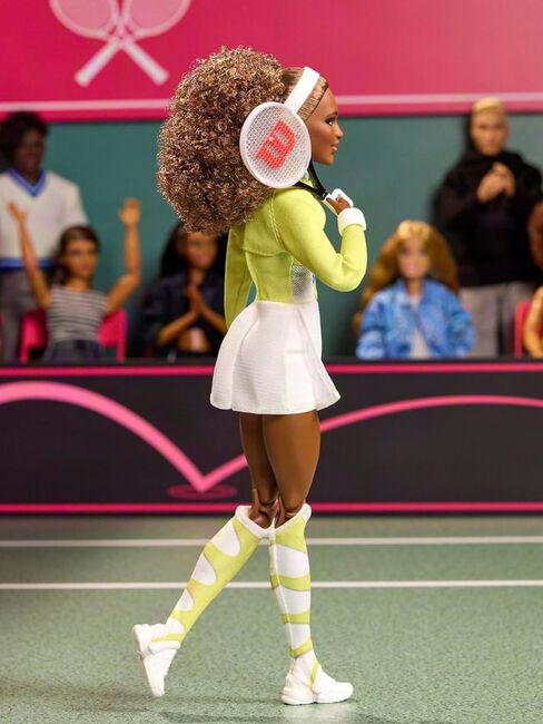 Barbie Collector Modedukke Serena Williams 00926005-2462_4a.jpg