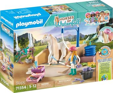 Playmobil 71354 Horses of Waterfall Byggesæt Isabella & Lioness med Vaskeplads