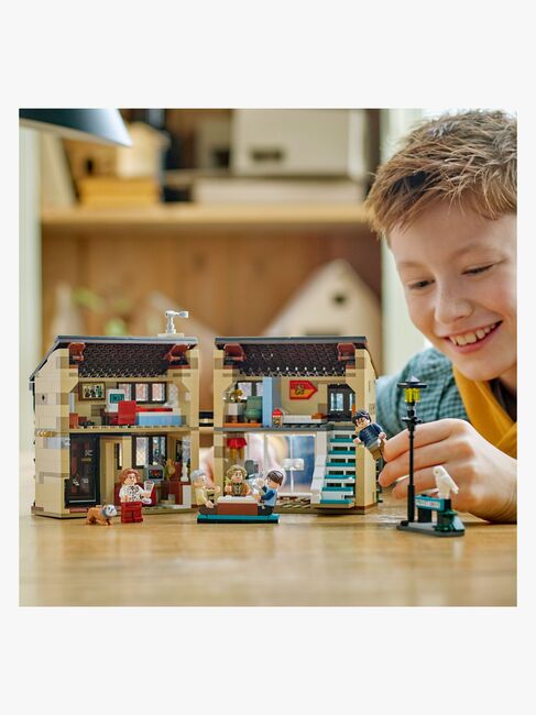 LEGO Harry Potter 76451 Ligustervænget: Tante Marges besøg