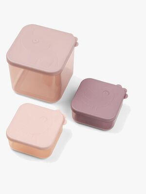 Done By Deer Madkasser Elphee, Powder