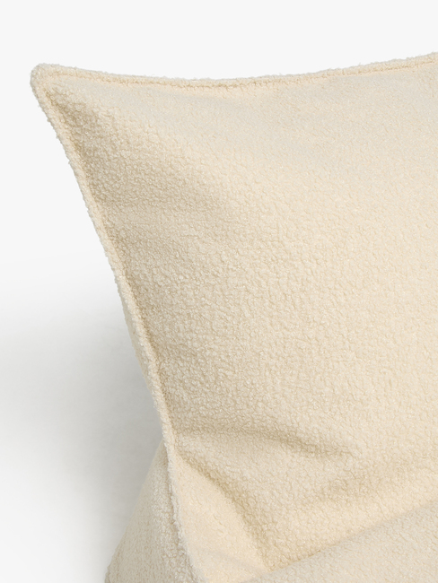 boucle-pouf-02-3657_3b.jpg