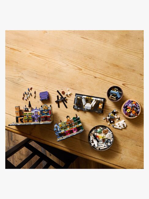 LEGO Harry Potter 76444 Diagonalstrædes butikker