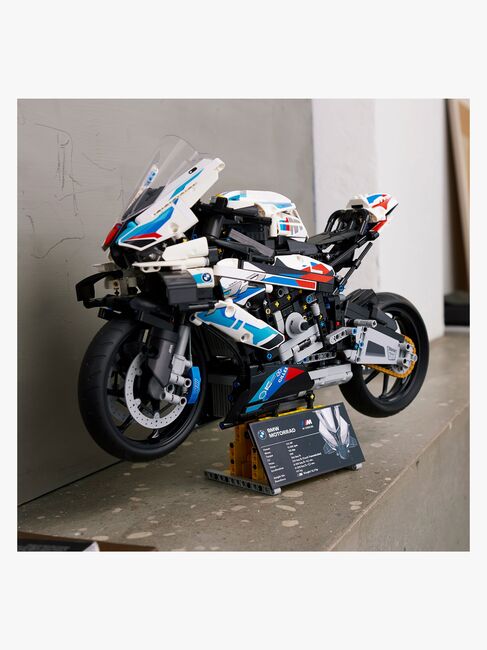 LEGO Technic 42130 BMW M 1000 RR