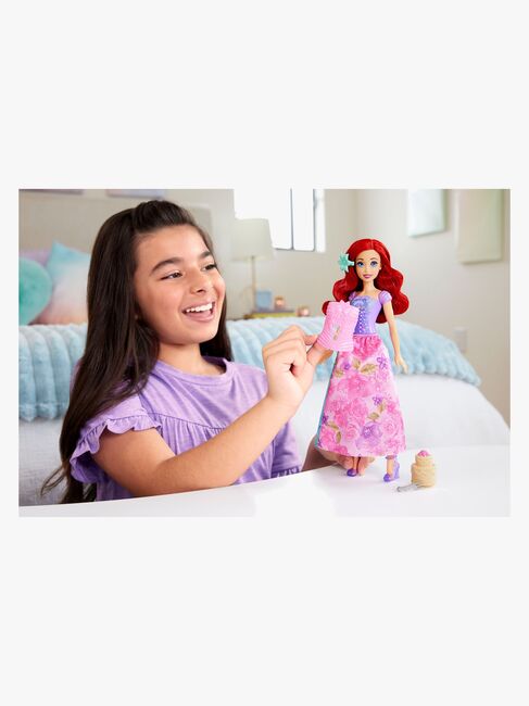 Disney Princess Fashion Reveal Ariel Dukke