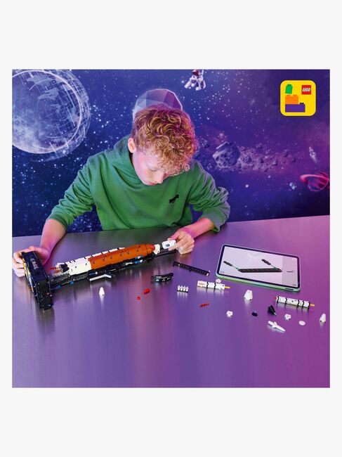 LEGO Technic 42221 NASA Artemis-løfteraket