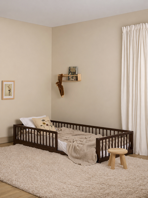 Minitude Dylan Juniorseng/Montessoriseng 90 X 200, Walnut 2169798_SHIDA23021A-L-BROWN-2675_5.jpg