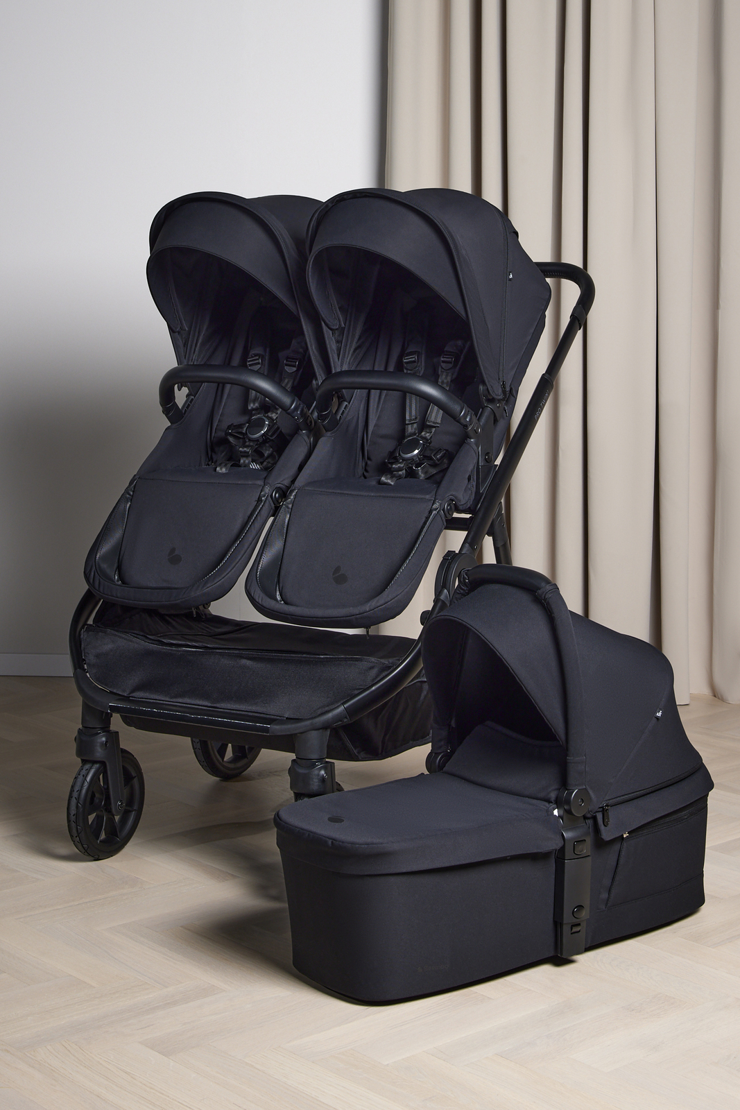 Beemoo Pro Twin 2 Søskendevogn inkl. Liggedel, Coffee Black