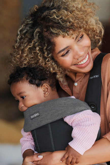 BabyBjörn Hagesmæk til Bæresele Jersey, Mørkegrå