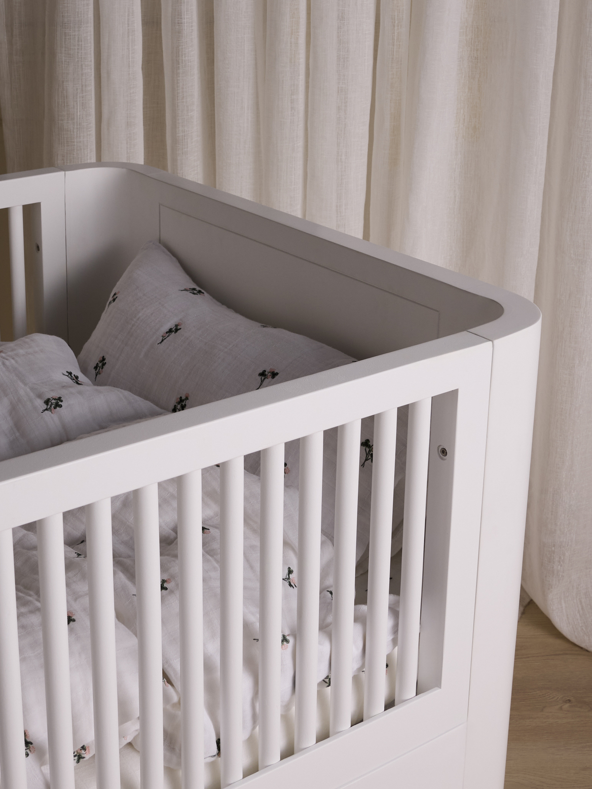 SHIDA-25005-WHITE-2675_3g.jpg