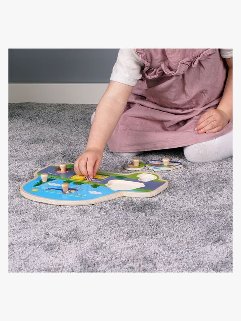 Barbo Toys Gurli Gris Knoppuslespil i Træ Transportmidler 6 Brikker