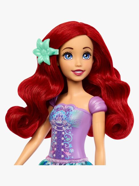 Disney Princess Fashion Reveal Ariel Dukke
