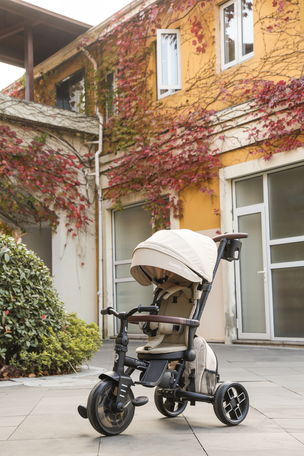 QPlay Comfo Max Sammenklappelig Trehjulet Cykel, Beige