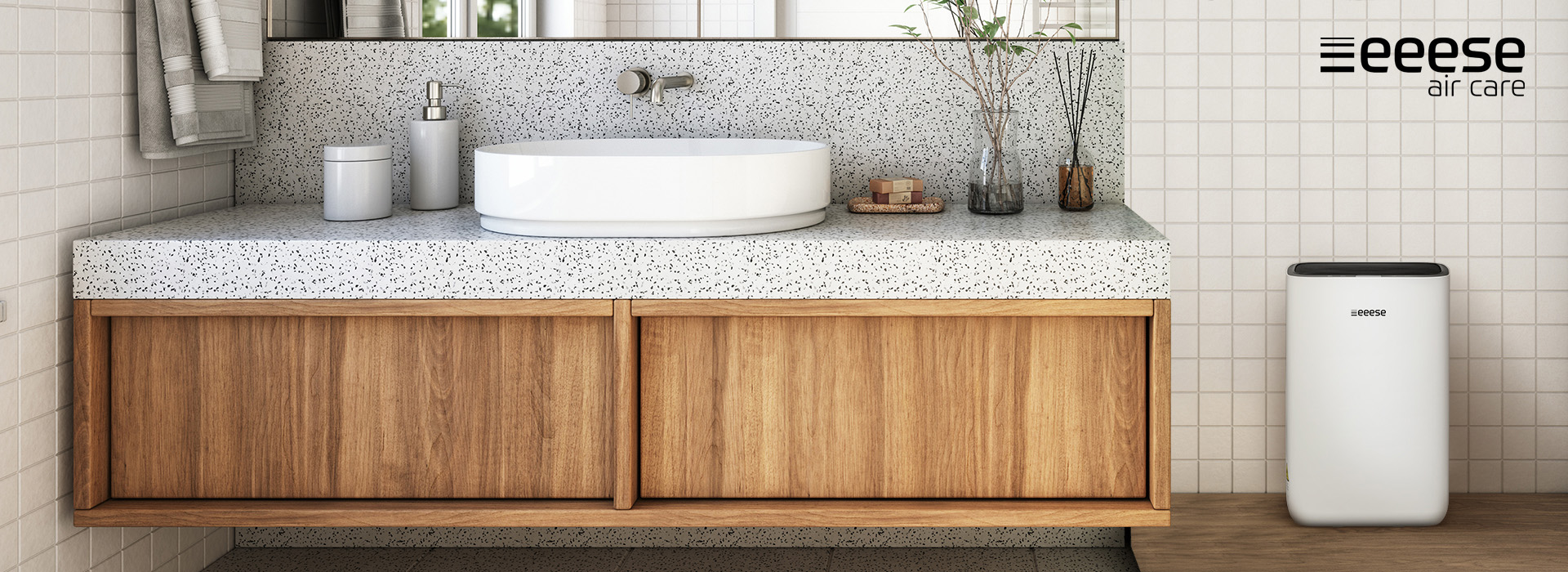 Moderne badeværelse med håndvask, spejl og luftrenser.