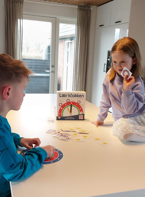 Danspil Børnespil Lær klokken