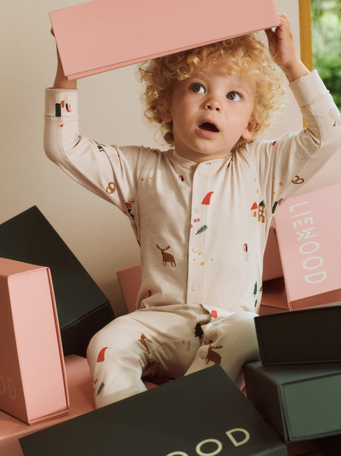 Liewood Birk Grow Pyjamas Heldragt, Holiday / Sandy LW20983-1537-3133_2.jpg