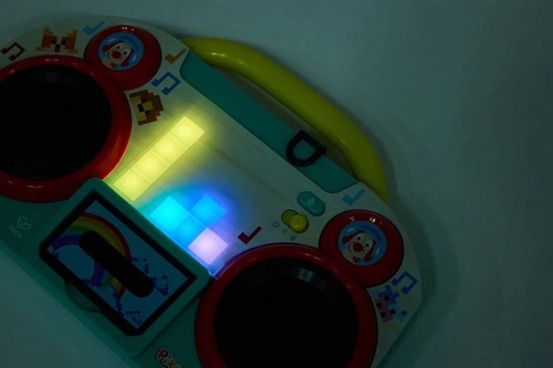 Hape Pixelz Boombox 87-0703-1148_4b.jpg