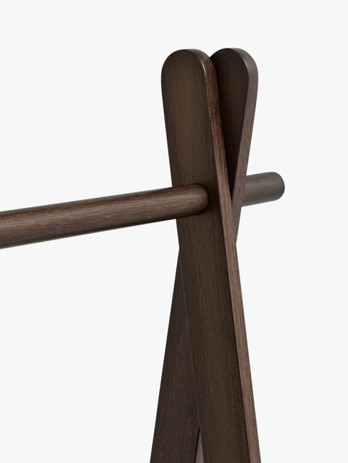 Alice & Fox Dune Tøjstativ, Walnut SHIDA25022-L-BROWN-2675_3c.jpg