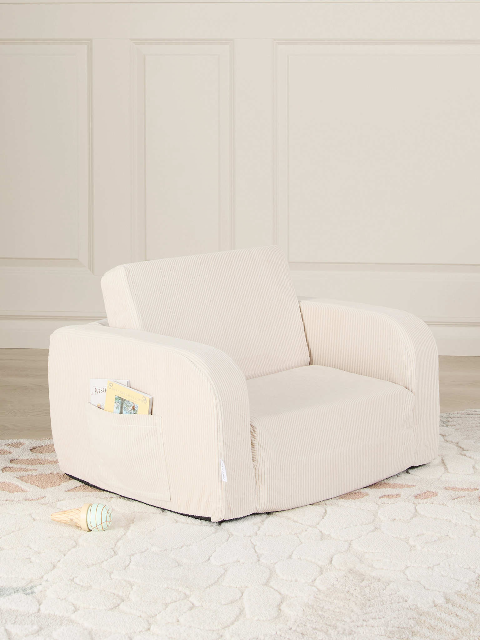 Alice & Fox MUSHY Foldbar Lænestol, Beige Manchester, Børnemøbler, Indretning børneværelse