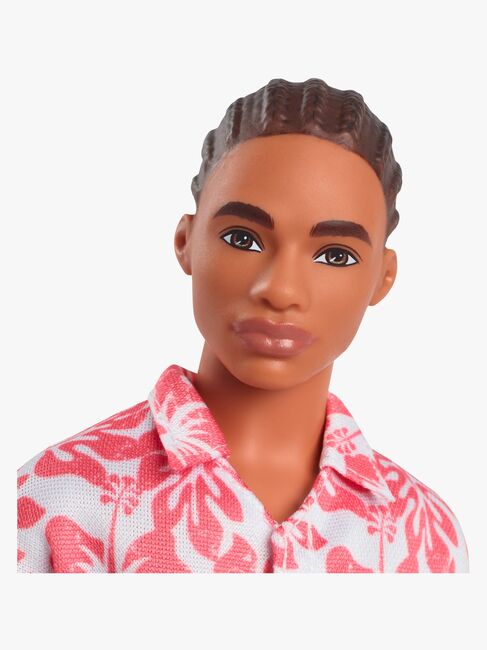 Barbie Ken Fashionista Dukke i Mønstret Overall