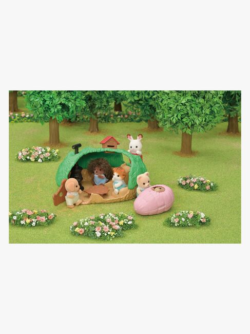 Sylvanian Families Dukkehusmøbler Babypindsvinets Gemmested