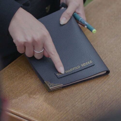 Harry Potter Tom Riddle's Diary Notesbog Med Pen Og Lommelygte WS-1025-1915_3b.jpg