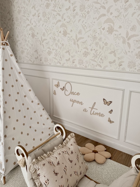 Liswycina Once Upon A Time 2 Vægdekoration Sommerfugle