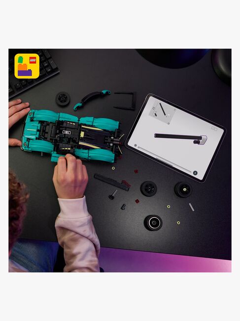 LEGO Technic 42208 Aston Martin Valkyrie