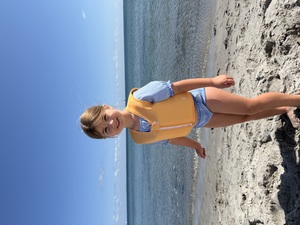 NEVS3026-Amber-4618_5.jpeg