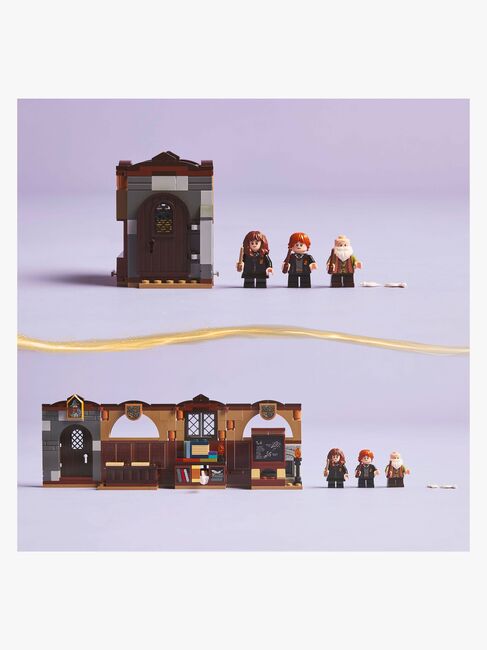 LEGO Harry Potter 76442 Hogwarts-slottet: Besværgelseslektion
