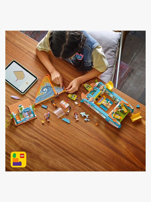 LEGO Friends 42664 Eventyrfyldt bådrejse