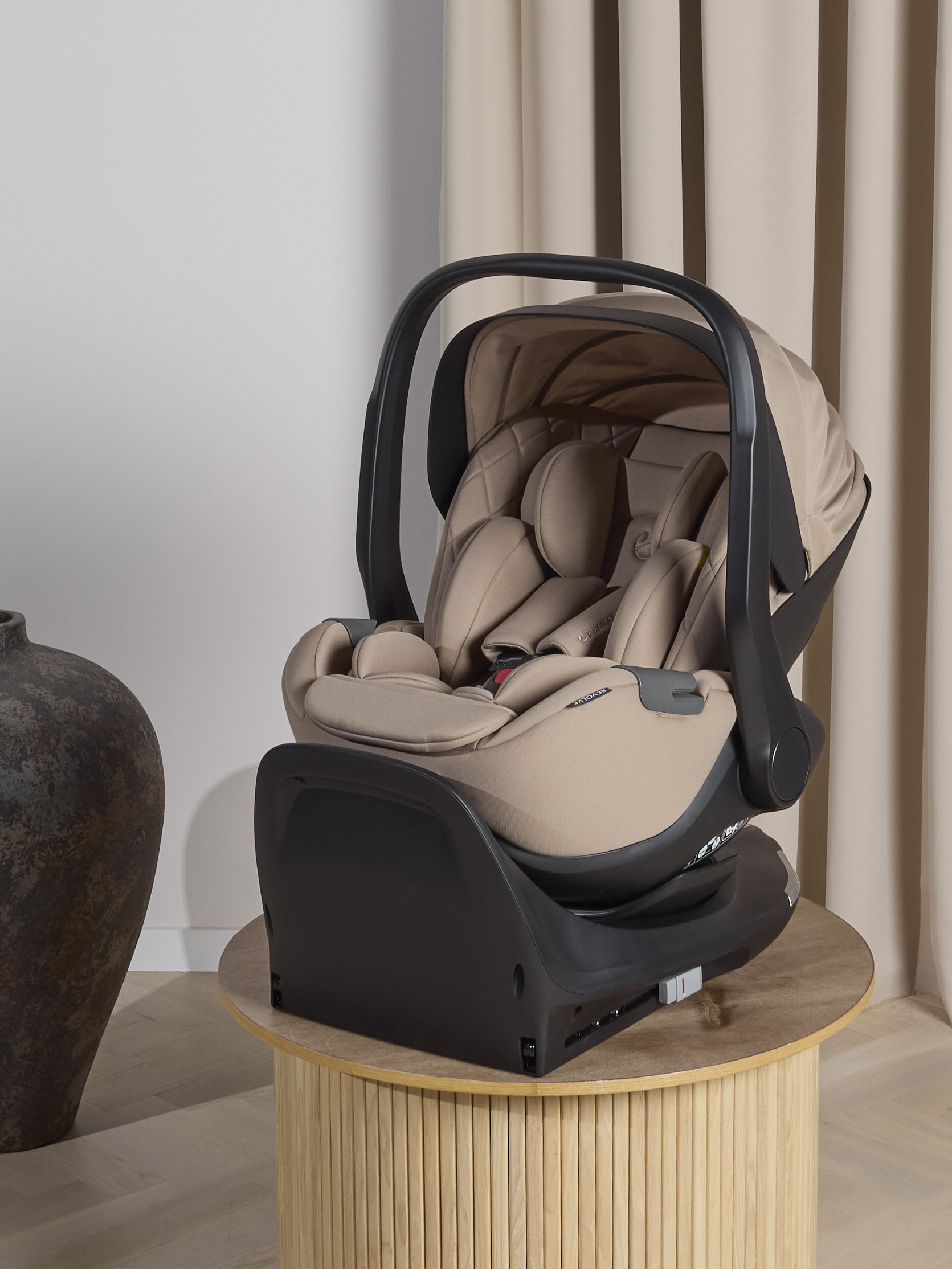 Beemoo Revolve i-Size Autostol Baby inkl. Base, Taupe