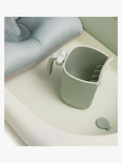 Beemoo CARE Assist Badekar inkl. Badestøtte & Skyllekande, Soft Green