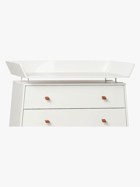 Leander Luna Tilføjelsesenhed, Hvid