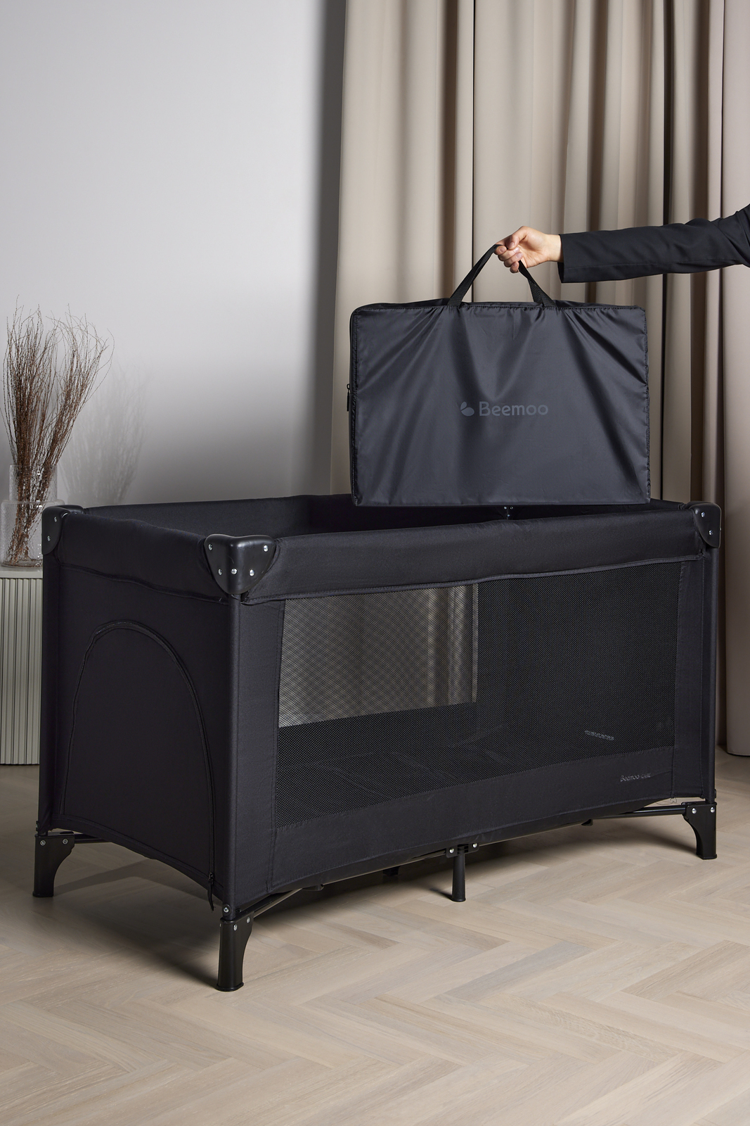 Beemoo CARE QuickFold Weekendseng inkl. Madras, Black