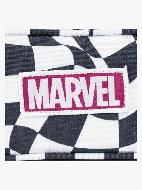 Marvel Penalhus, Checkered