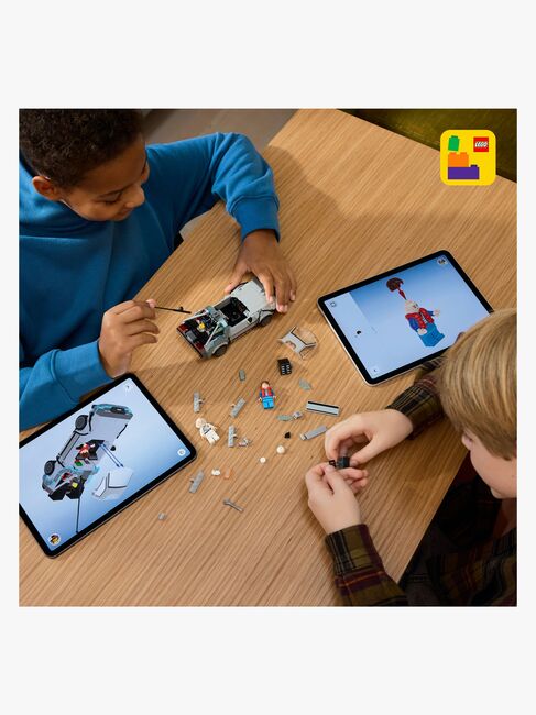 LEGO Speed Champions 77256 Tidsmaskinen fra Tilbage til fremtiden